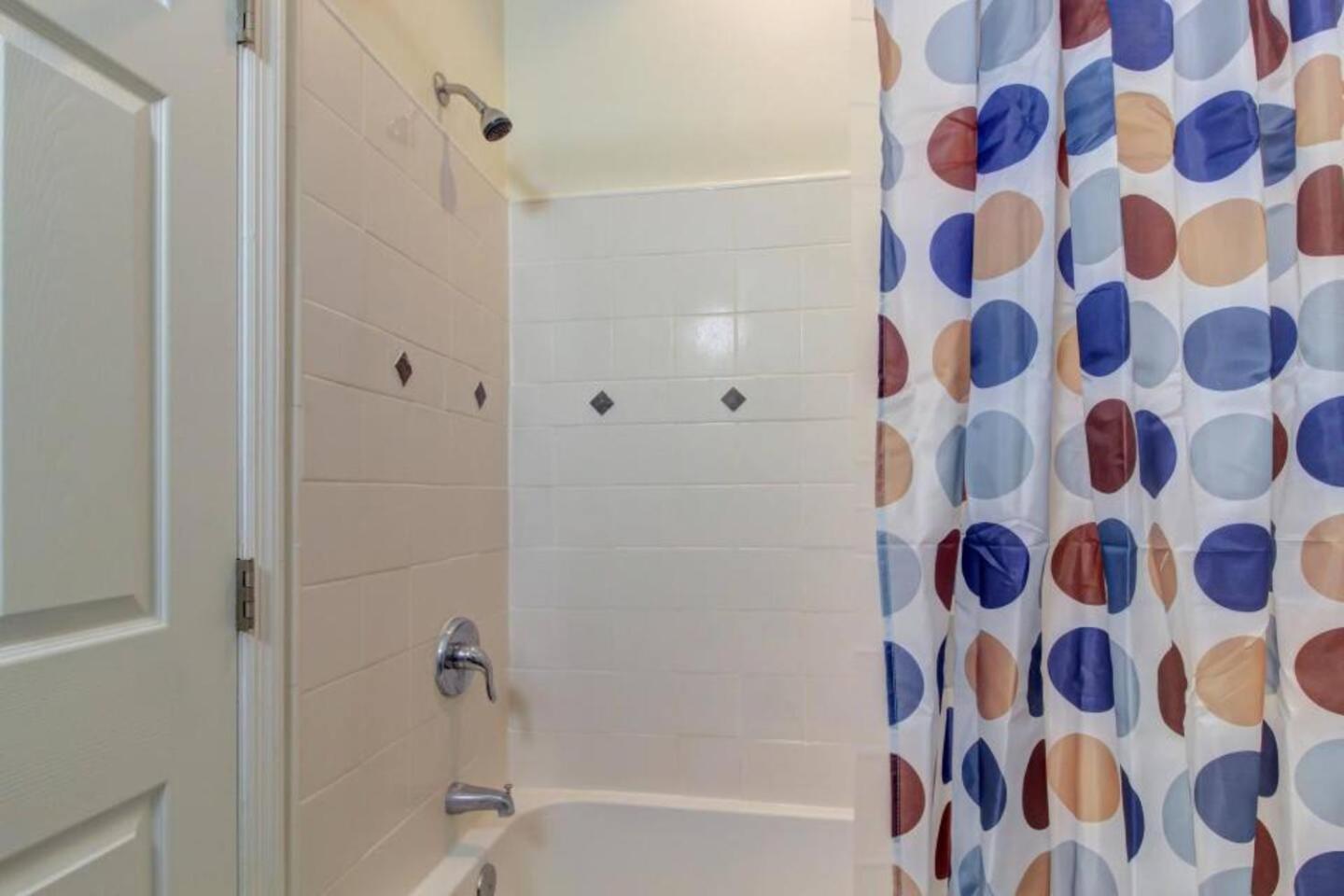 Entire 2bd, Near Forsyth Park Apartment Savannah